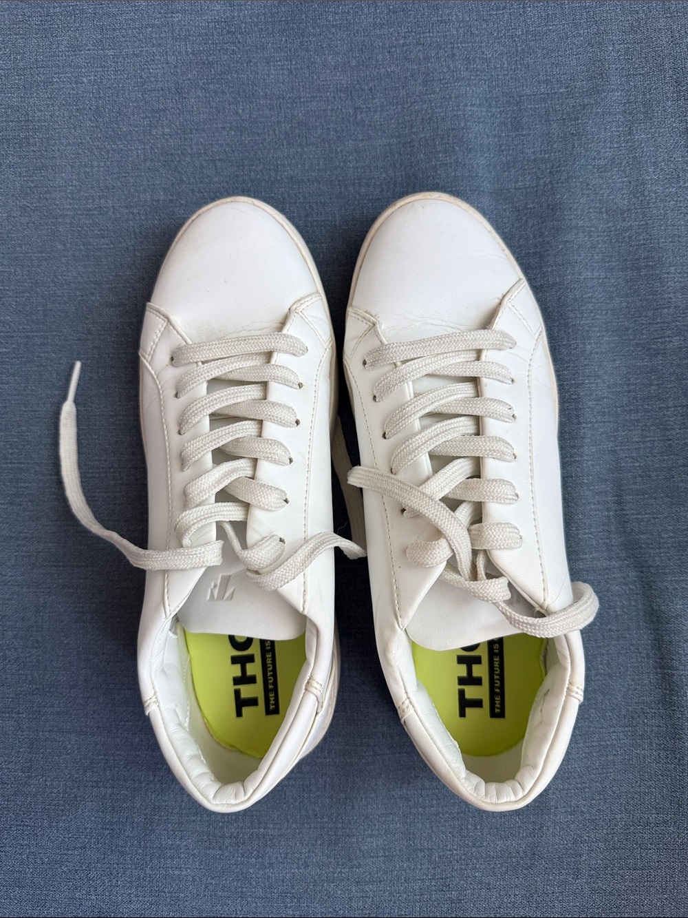 Thousand Fell White Sneakers